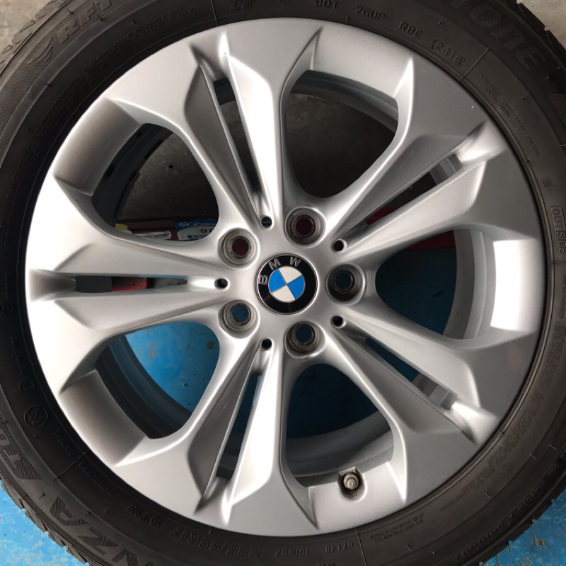 BMW X1 原廠17吋鋁圈 F48 17吋x7.5J  整尊出售10000元