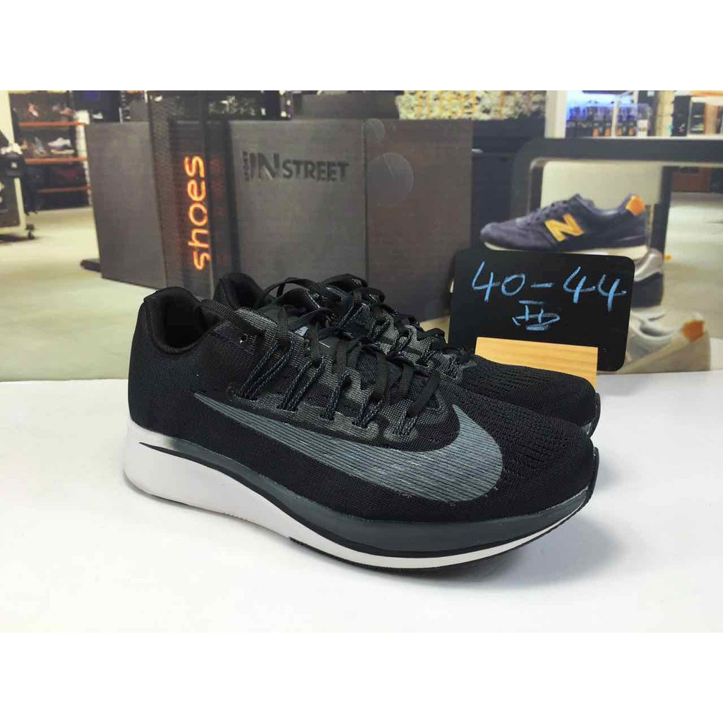 black nike vaporfly