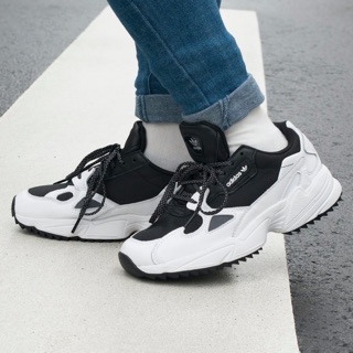 ADIDAS ORIGINALS FALCON TRAIL W 黑白 老爹鞋 殺人鯨 女鞋 EF9024