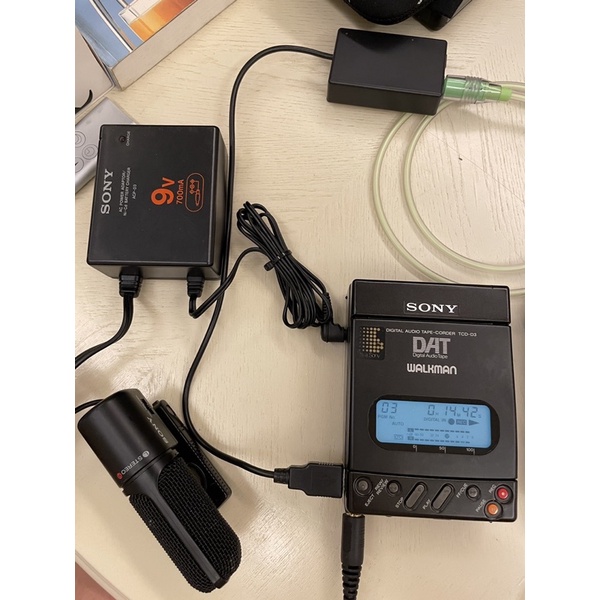 SONY/索尼 DAT隨身聽 TCD-D3 附七針光纖轉換器&amp;四卷錄音帶