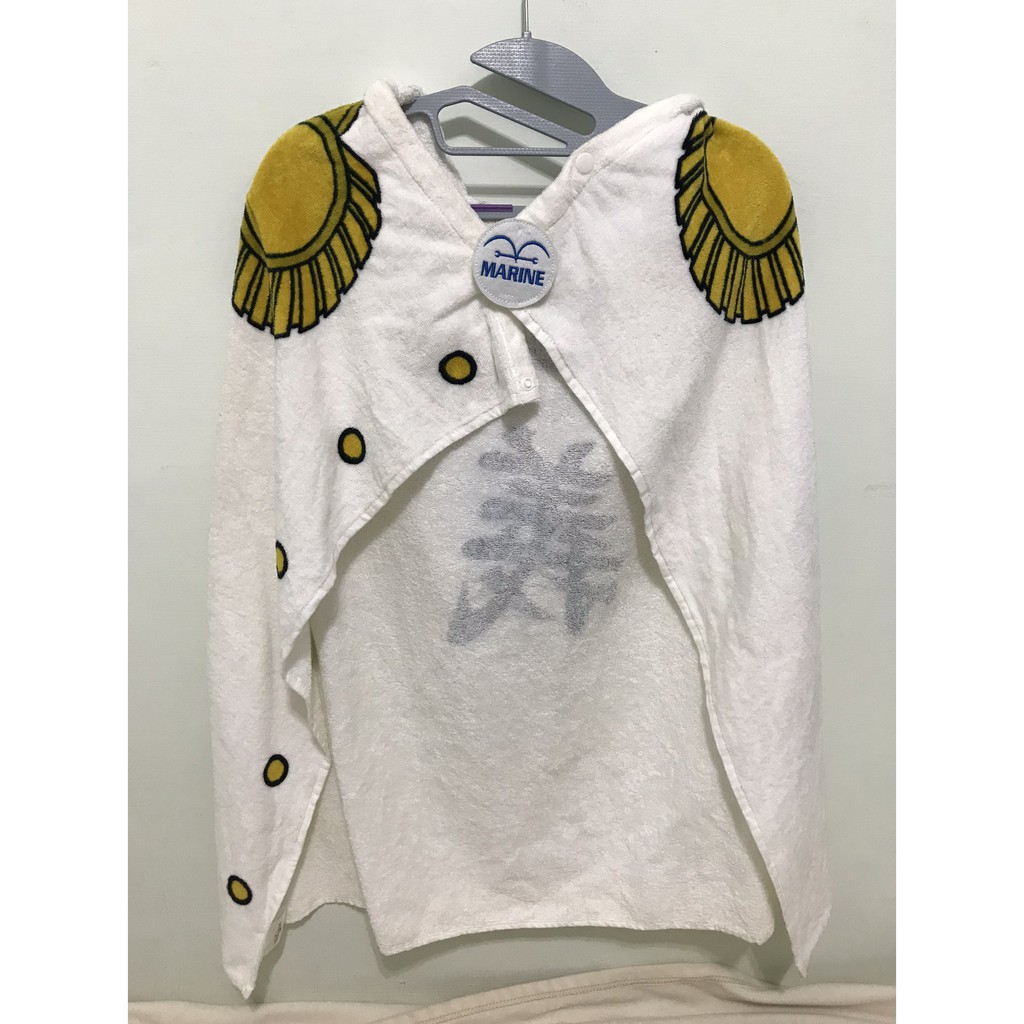 Ht台灣 現貨海賊王航海王環球影城usj 限定日版海軍正義連帽披肩披風毛巾 蝦皮購物