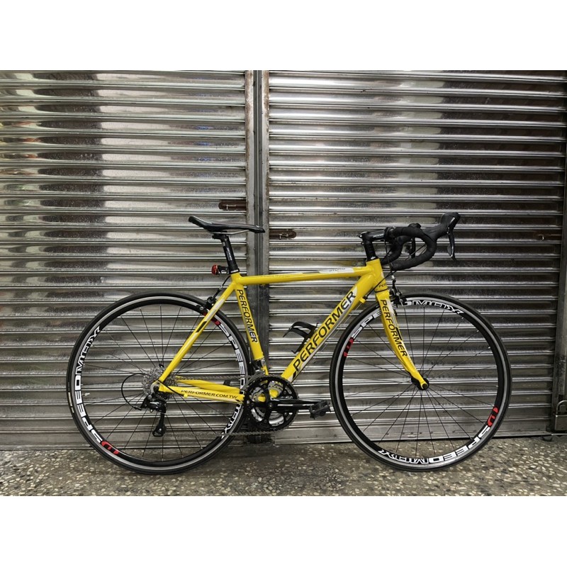 【台北二手腳踏車買賣】 近全新 performer storm 彎把公路車 shimano sora 27速 M號