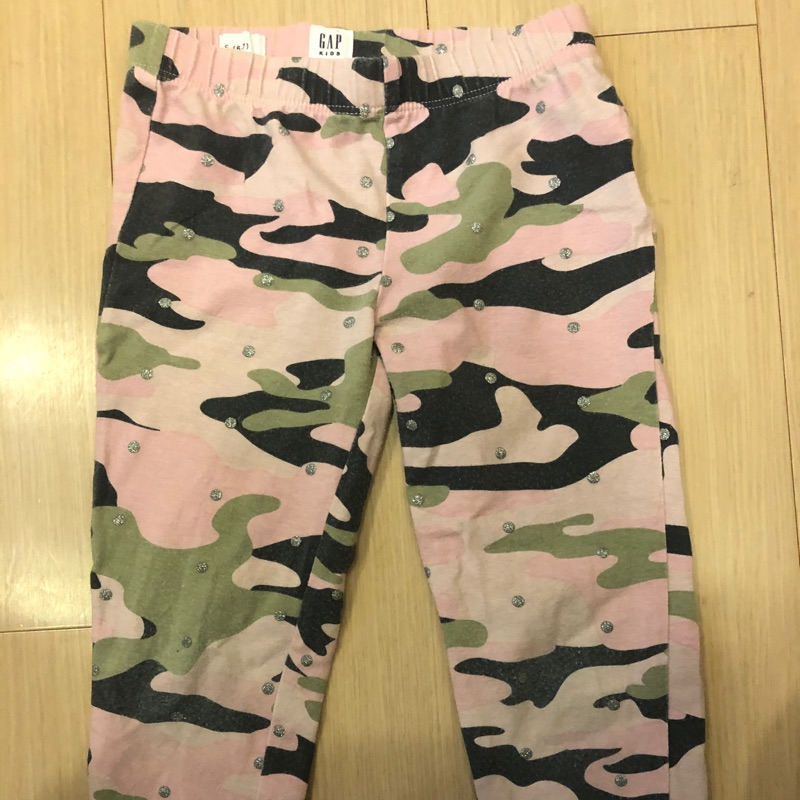 GAP 童裝 粉紅色系米彩薄長褲 尺寸s號 （104公分內） 二手