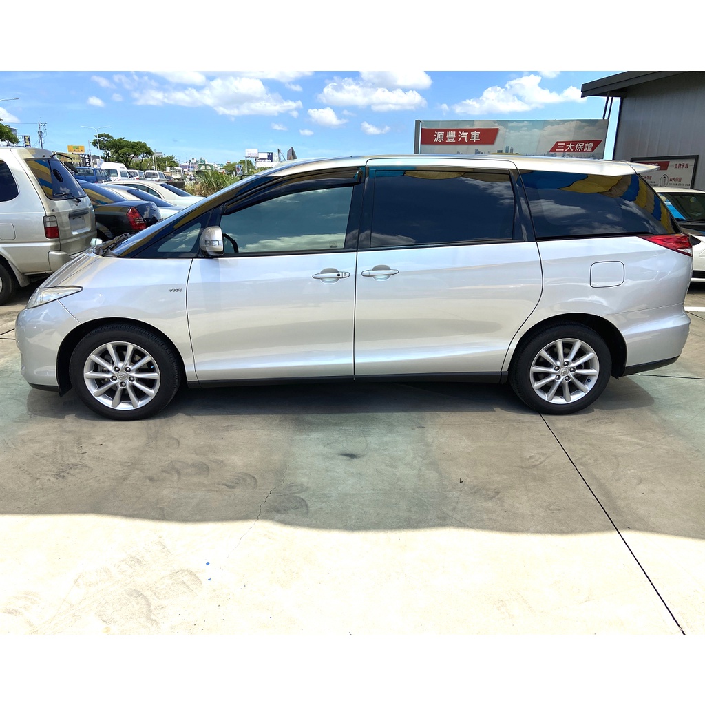 TOYOTA  PREVIA 培力亞2.4 豪華版 黑內裝 里程只跑3萬公里 雙電滑門 電尾門 全景雙天窗 2013年式