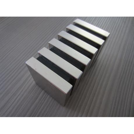 《強力磁鐵》(長25-50mm)釹鐵硼強力磁鐵--方型系列