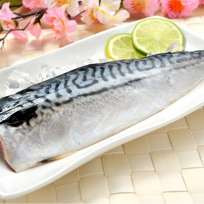【鮮綠生活~免運組】挪威薄鹽鯖魚M~10片送1片共出貨11包 (免運優惠組)
