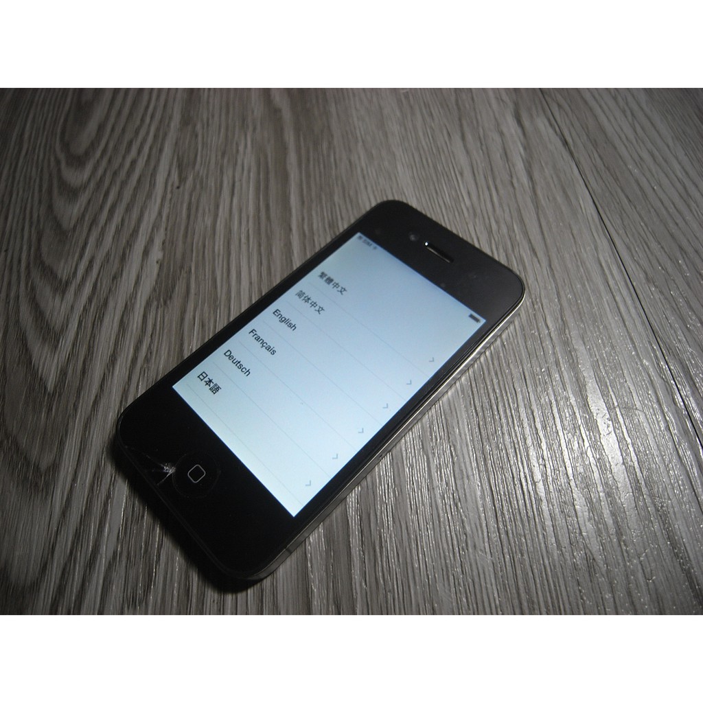 二手- ID有鎖 Apple 蘋果 黑色 iPhone 4 /IPHONE4 16g/ A1387 4.5吋手機 零件機