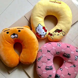Kitty2合一絨毛頸枕&Kitty x 布丁狗頸枕&kakao friends 萊恩頸枕&馬來貘頸枕