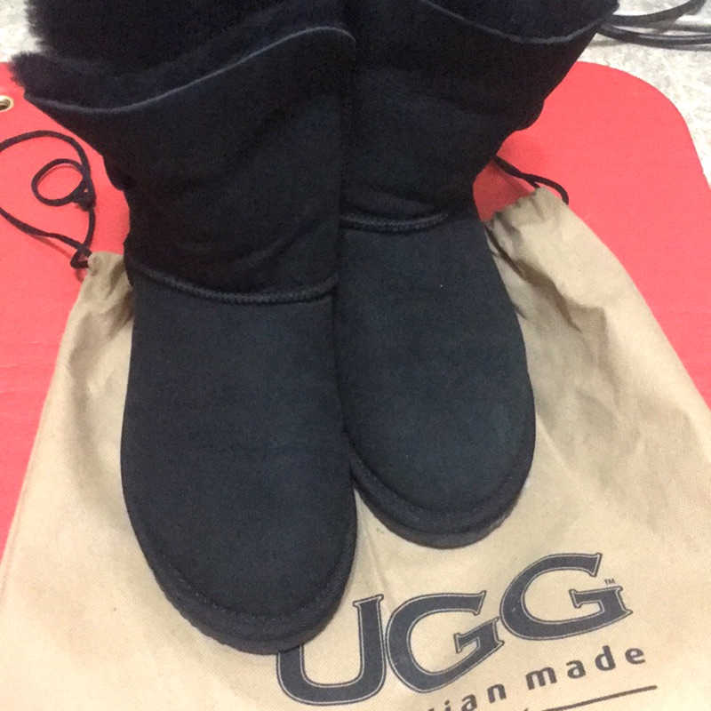 UGG黑色雪靴