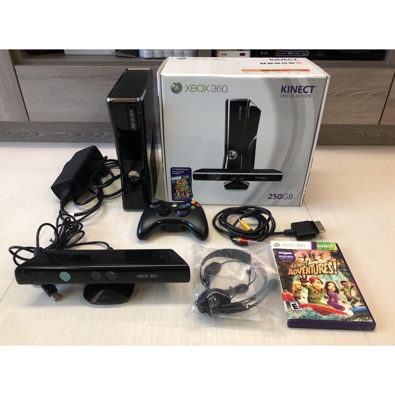 [二手良品/含原裝盒］XBOX360 主機+Kinect + 原版遊戲片