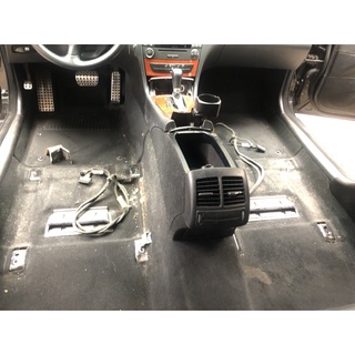 汽車 地毯 內裝 清洗 美容 賓士 bmw Benz Audi Toyota Honda Nissan Suzuki