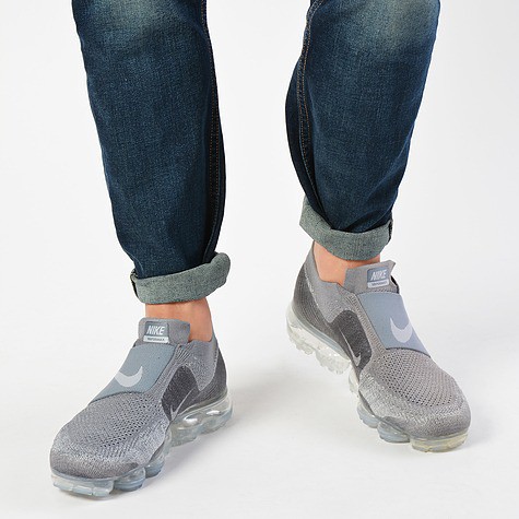 vapormax moc pink blast