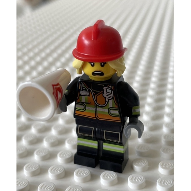 LEGO樂高 71025 第19代 人偶包 8號 女消防員