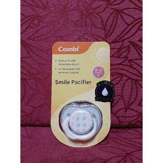 全新未拆 Combi Smile微笑安撫奶嘴S（0-3M)-圓點藍