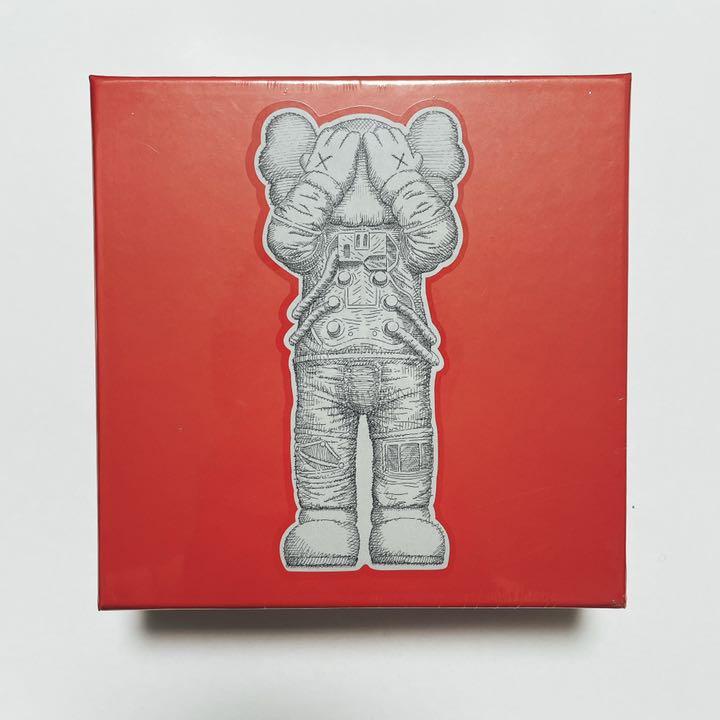 【ZAjapan】日本代購 KAWS TOKYO FIRST 遮臉站姿款 100片拼圖 SPACE Puzzle