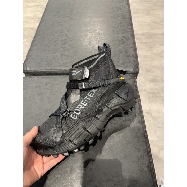 reebok zig kinetica ii edge goretex