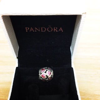 保證正品～Pandora 潘朵拉 粉色愛心 墜飾 串珠 百貨公司原價$2980 出清特賣