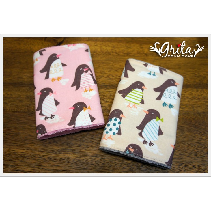 ♥grita's handmade♥嬰幼兒揹巾專用口水巾，Ergo／Beco通用款-可愛企鵝（現貨2款）
