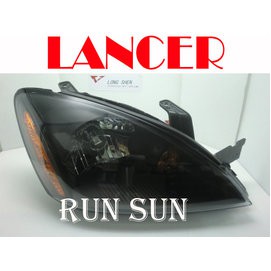 ●○RUN SUN 車燈,車材○● 全新 三菱 2003 2004 LANCER 原廠型黑框 大燈 IO版 一顆 台灣製