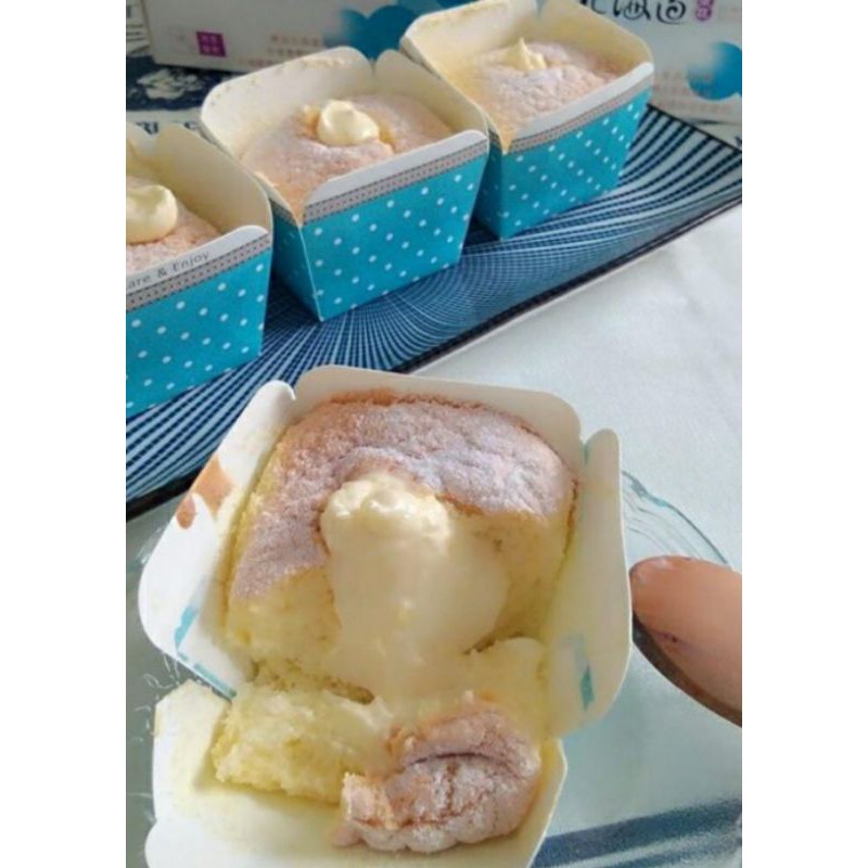 戚風奶油杯子蛋糕（附生日插卡）👉奶油内餡圖2👈😍，🎂杯子尺寸標示圖4，冷藏配送🚌 ，  🎁袋装或盒裝