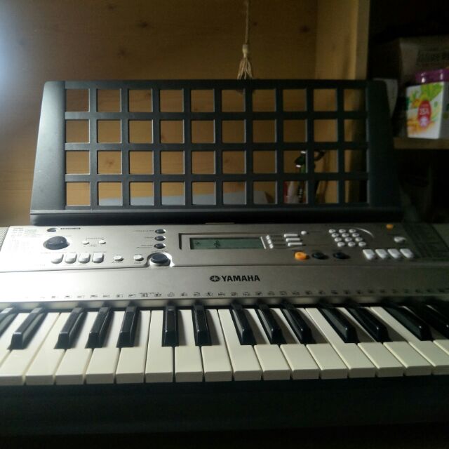 Yamaha psr e313 61鍵 電子琴