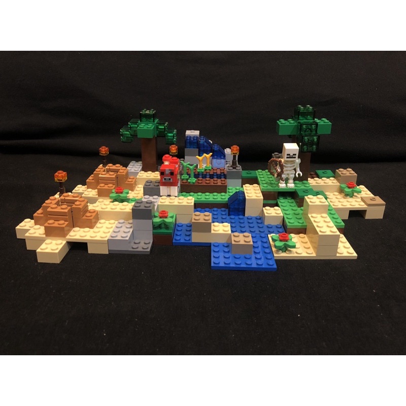 Lego Minecraft 21116 The Crafting Bix Set 樂高 麥塊 二手