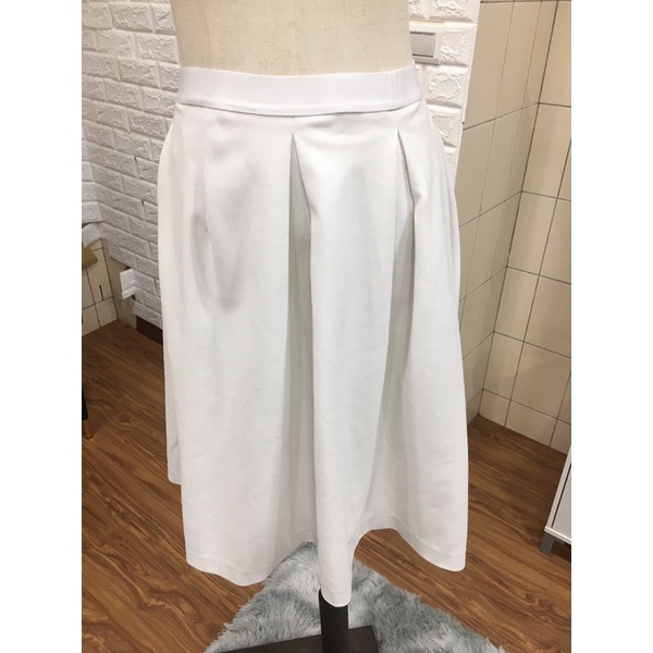 (二手）Uniqlo白色打摺裙