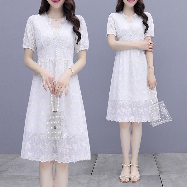 愛依依 洋裝  連身裙 顯瘦S-2XL新款蕾絲白色雪紡裙女仙中長款氣質V領溫柔風長裙T302-6108.