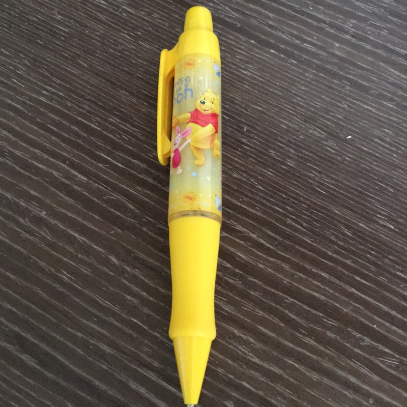 日本 迪士尼小熊維尼與bic聯名自動鉛筆