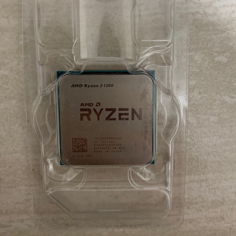 AMD Ryzen3 1200 處理器+散熱器