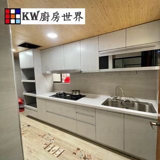 高雄系統廚具 廚房設計 客製化 廚櫃 工廠直營 一字型流理臺 人造石檯面 白鐵桶身美耐門板 櫻花排油煙機