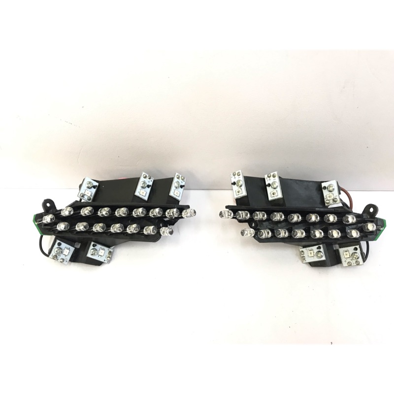 彪虎 Tigra 原廠 二手 尾燈 方向燈 燈板 一般閃爍