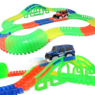 歐美流行DIY蛇形軌道兒童玩具 夜光軌道車 軌道車 螢光小賽道電動車 軌道電動車 兒童益智玩具 兒童禮物 聖誕禮物