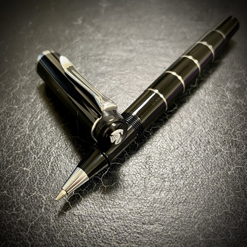 百利金 Pelikan Classic R215 Black Rings Rollerball pen 鋼珠筆