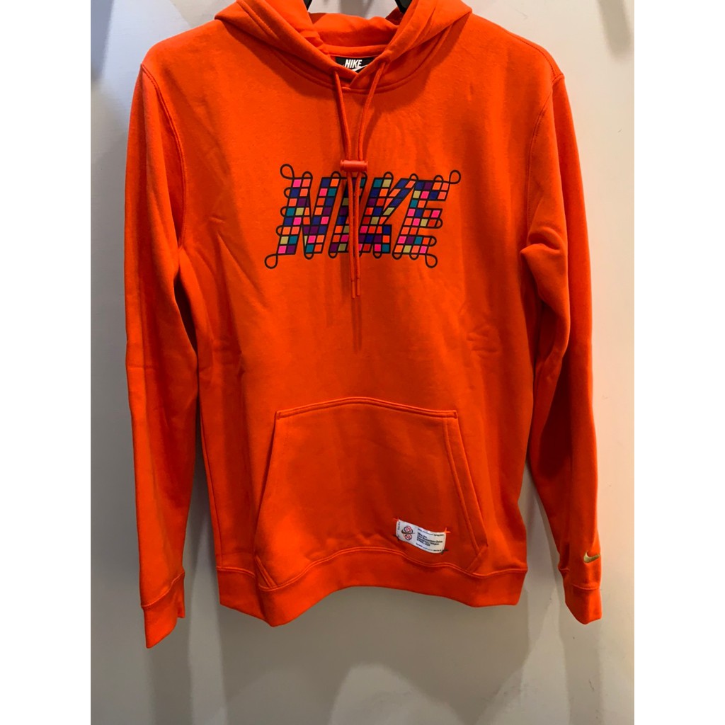 NIKE NSW CNY HOODIE 男 橘色 馬賽克 刺繡 中國結 新年 內刷毛 長袖帽T DH1382-606