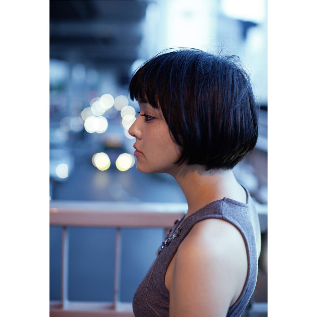 現貨 我妻三輪子 小松菜奈美少女寫真集銀河isbn 無封膜平裝本全新品 蝦皮購物