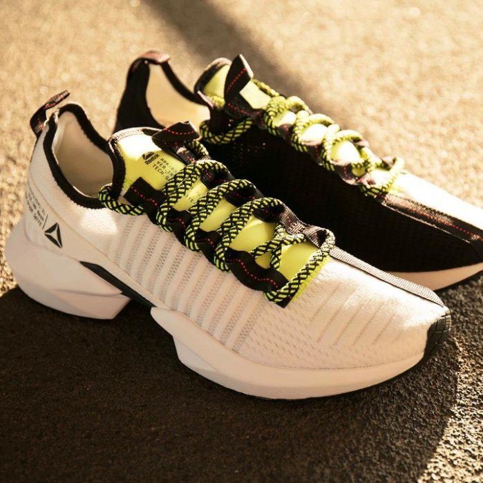 dv4482 reebok