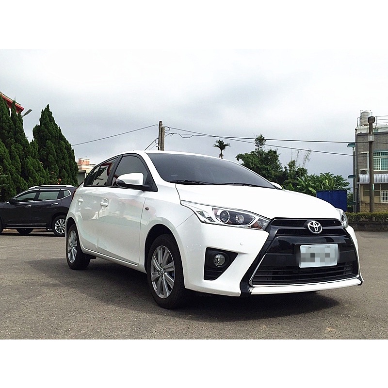 💥2015 TOYOTA 小鴨 1.5 白💥FB🔍小闕中古車