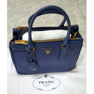 PRADA SAFFIANO LUX Bluette 殺手包