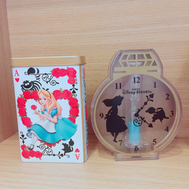 正版日本迪士尼購入-愛麗絲收藏鐵盒.沙漏（已無紅茶包）