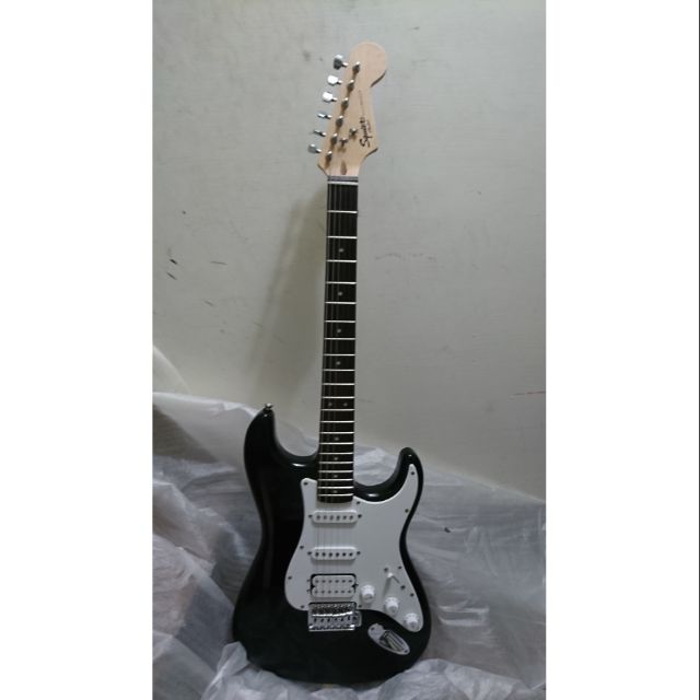 全新展示琴＊Squier Bullet Strat Black