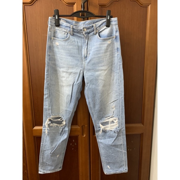 （二手）American Eagle Outfitter AEO Mom jeans 刷色破洞牛仔褲