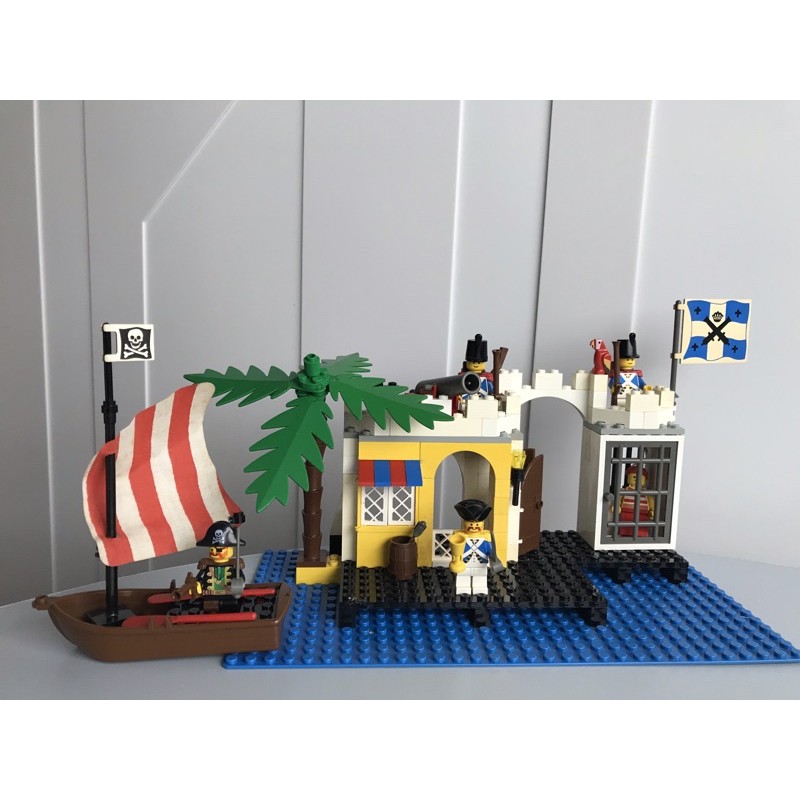 LEGO樂高經典絕版Pirate南海海盜系列6267 Lagoon Lock-Up官兵看守所二手組合