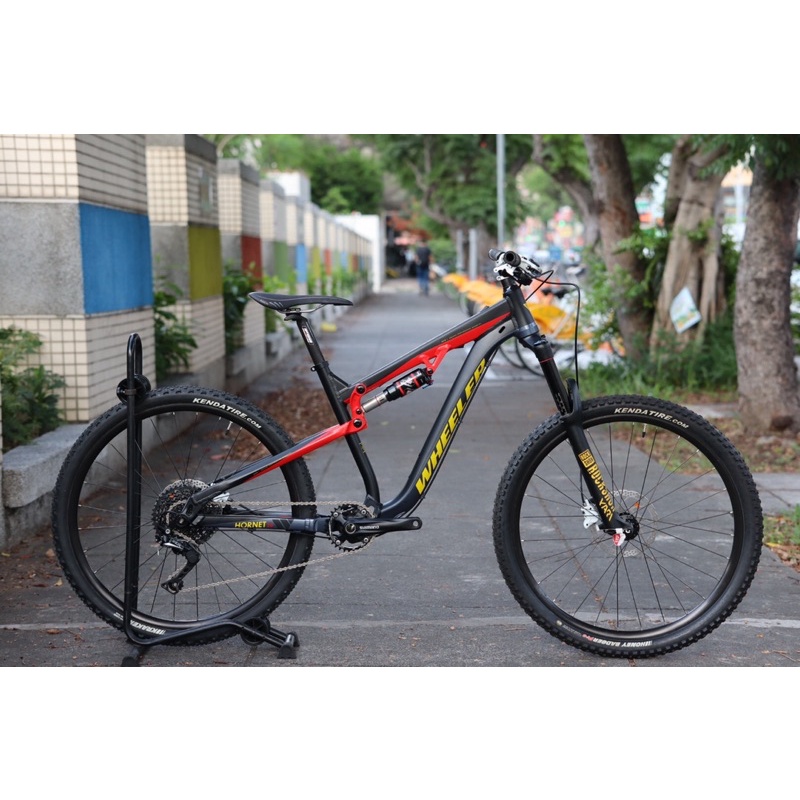 WHEELER HORNET 27’5”避震車