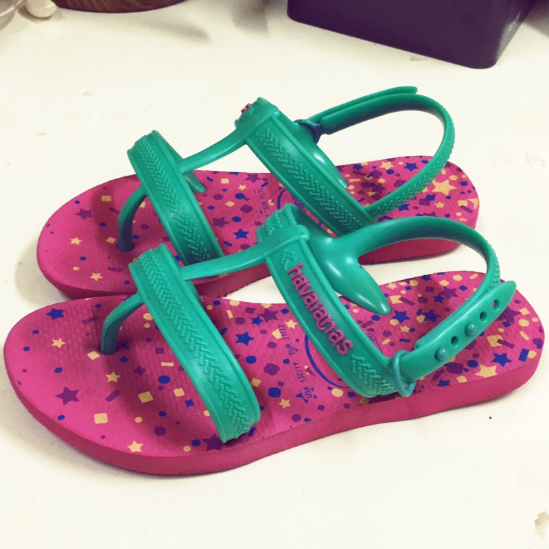 Havaianas青蘋果粉色女童涼鞋17-18cm ，二手，7、8成新，400，已洗淨。