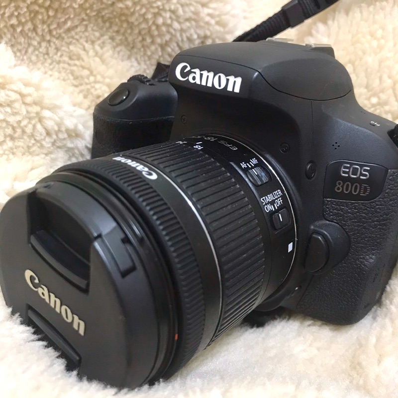 Canon 800D 搭配原廠18-55鏡（二手單眼 全配 9成新）