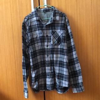 日本買回 UNIQLO 男童 150cm 黑灰格紋 百搭帥氣 刷毛 長袖 襯衫