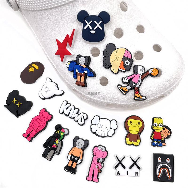 【買鞋扣送鞋子】鞋扣韓國 洞洞鞋扣crocs 鞋扣潮牌KAWS系列鞋花鞋扣 洞洞鞋装饰