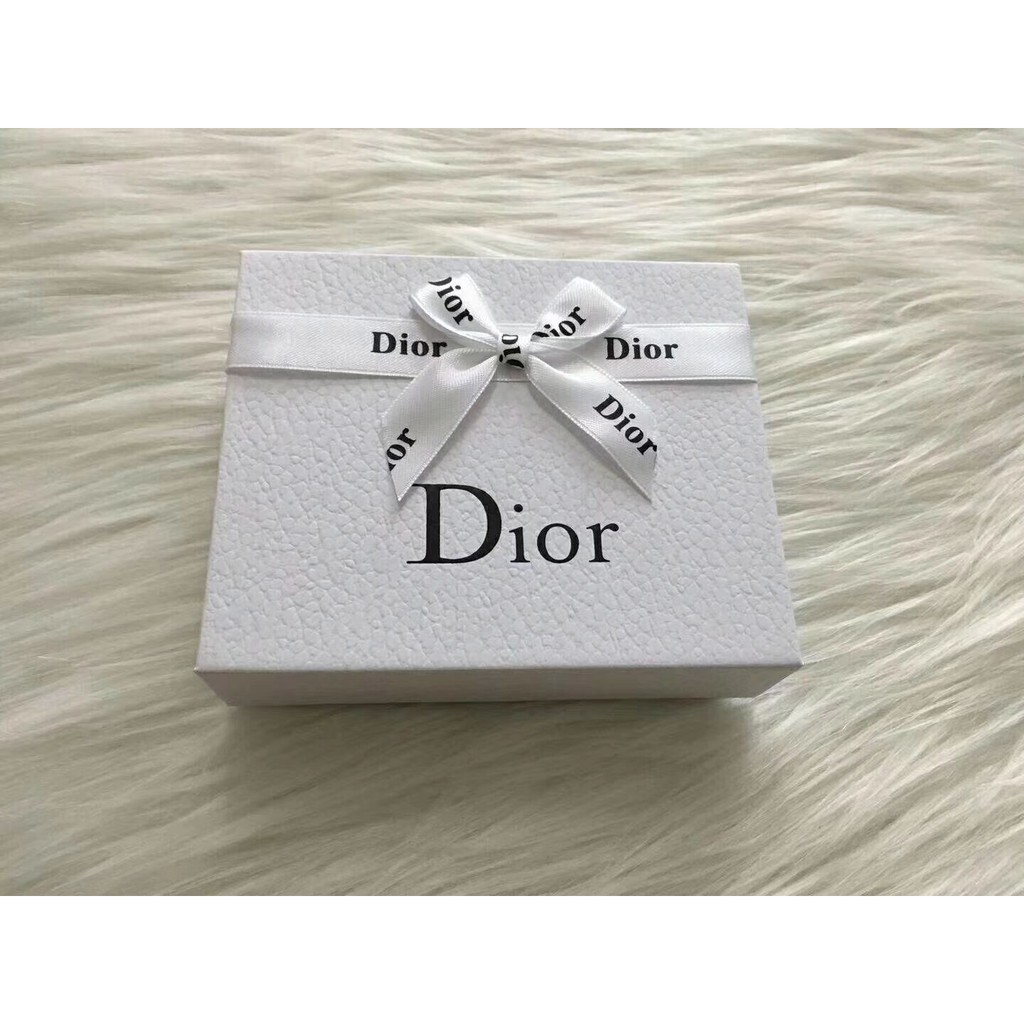 名創優品  Dior 香水 迪奧 香水三件套  口紅520色   唇膏01色  真我小樣5ML