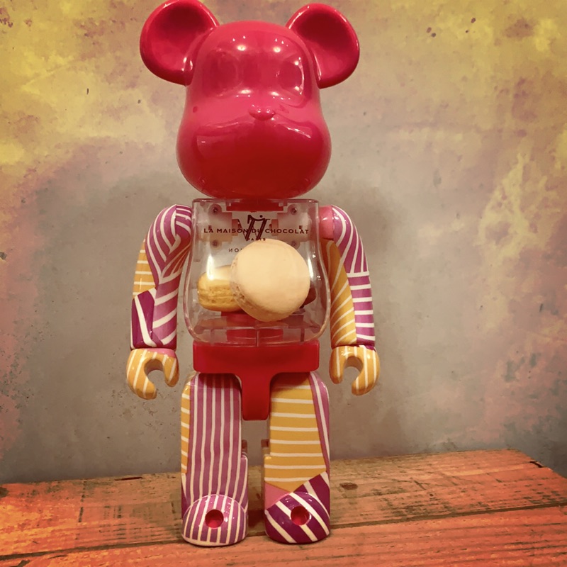 BE@RBRICK 澳門限定 馬卡龍 WF FASHION 400%